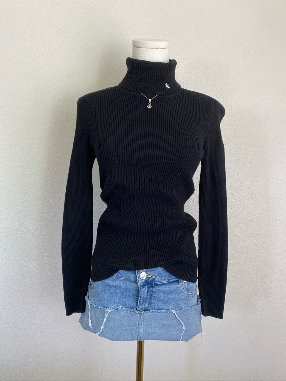 Vintage 90s Lauren Ralph Lauren Ribbed Black Turtleneck Sweater Size Small - Picture 2 of 7
